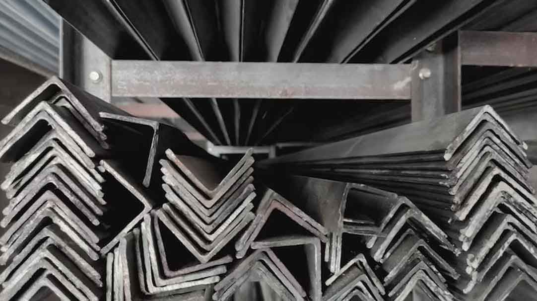 CORTEN ANGLE, CHANNEL - JIS G 3114 SMA 50 CP